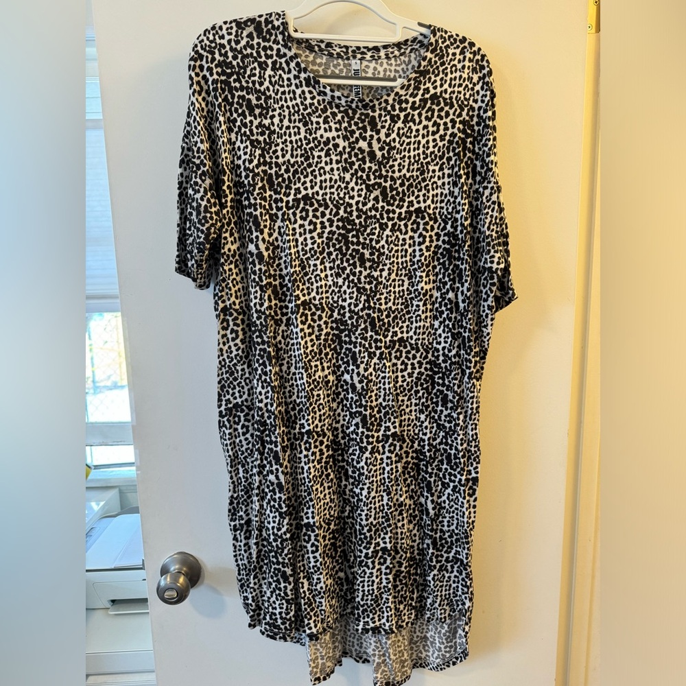 Just Female Cheetah Print Tee Shirt Dress
